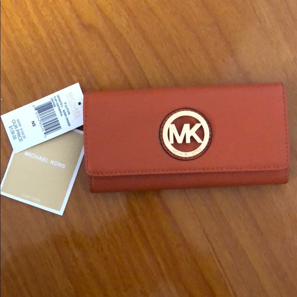 NWT Michael Kors Fulton Wallet